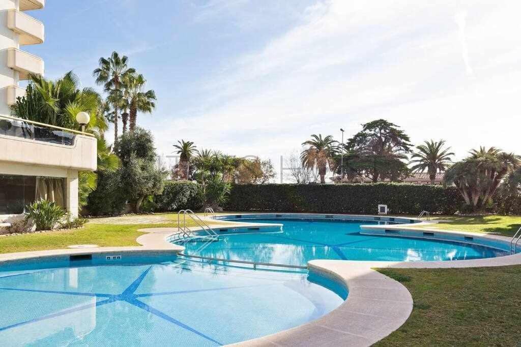 Sitges Arena Dos Piscinas Frente Al Mar Διαμέρισμα Εξωτερικό φωτογραφία